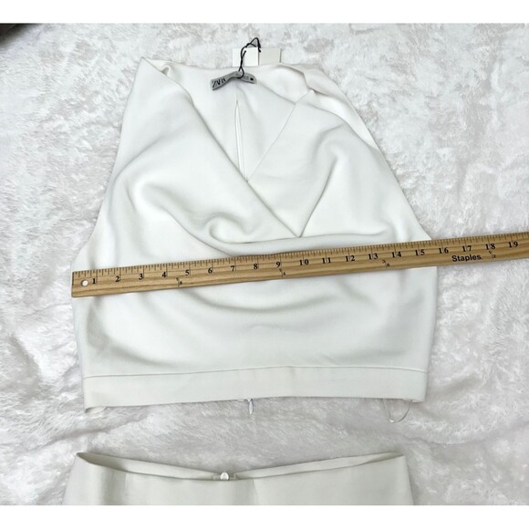 New ZARA Women's White Sleeveless Cowl Neck Cropped Top Blouse Sz S - Picture 15 of 16